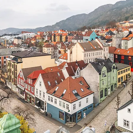 Dinbnb L 50m To Bryggen L 16 Guest L 3 L Balcony L View *