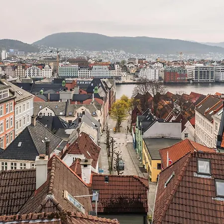 Dinbnb L 50m To Bryggen L 16 Guest L 3 L Balcony L View *