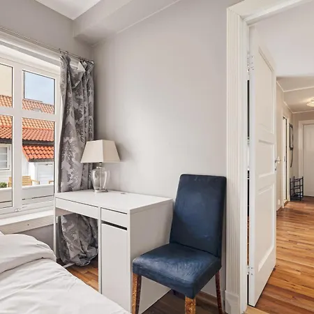 Dinbnb L 50m To Bryggen L 16 Guest L 3 L Balcony L View Apartment