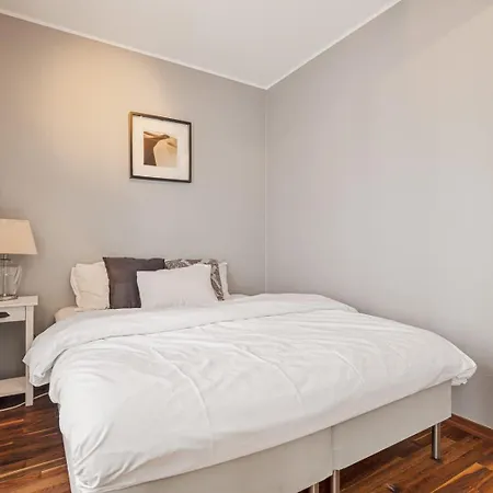 Dinbnb L 50m To Bryggen L Multiple Apts L Balcony L View L Fireplace Bergen