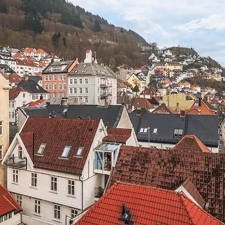 Dinbnb L 50m To Bryggen L Multiple Apts L Balcony L View L Fireplace Bergen