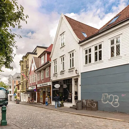 Dinbnb L 50m To Bryggen L Multiple Apts L Balcony L View L Fireplace Apartment