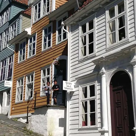 Dinbnb L 50m To Bryggen L Multiple Apts L Balcony L View L Fireplace